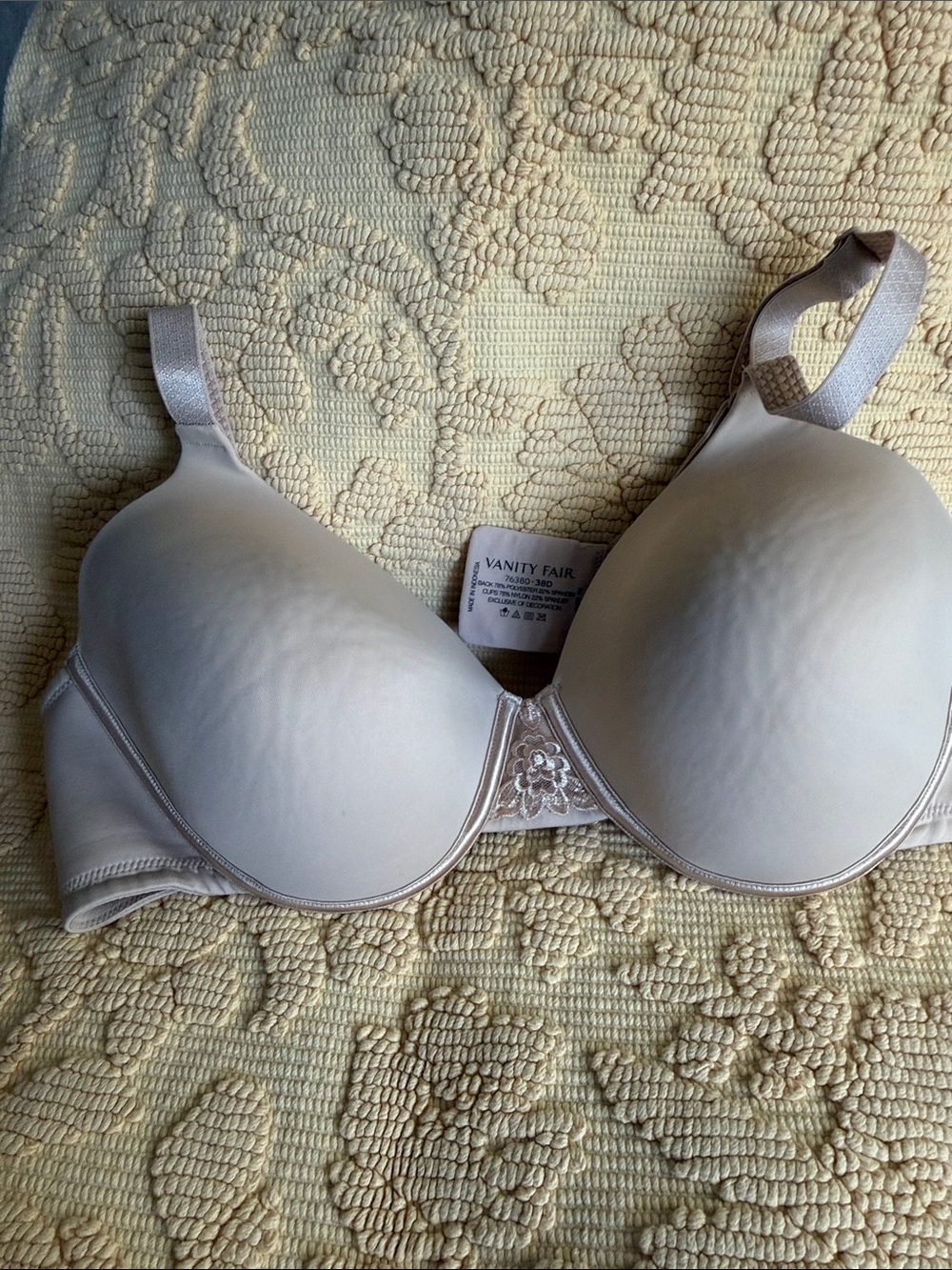 Vanity Fair Beige Smooth T-Shirt Bra with Light Embroidery